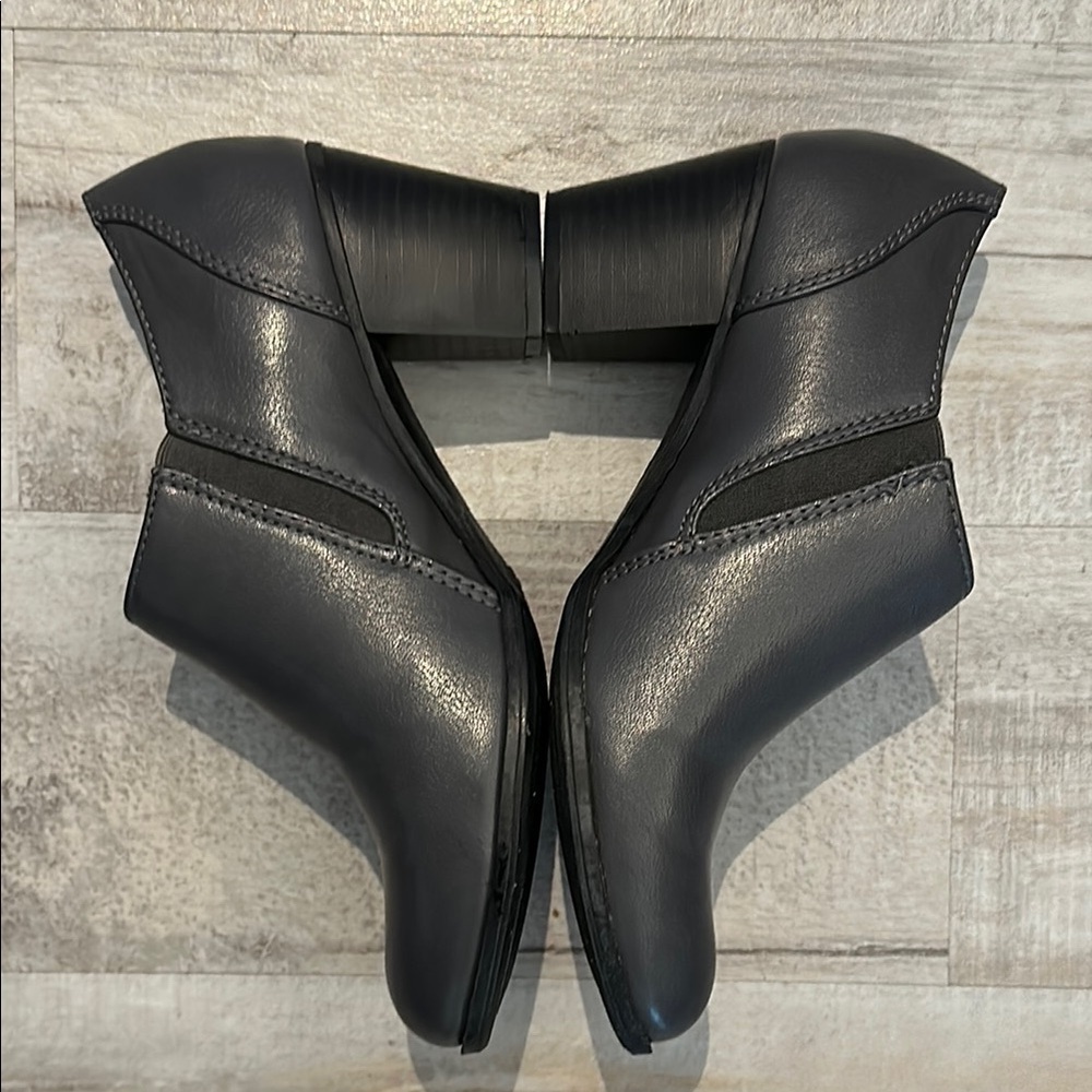 G. H. Bass Tiana charcoal gray heeled bootie Shoes with zipper size 10 - Picture 4 of 13